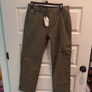 prAna Men's Cargo Pants in Slate Green